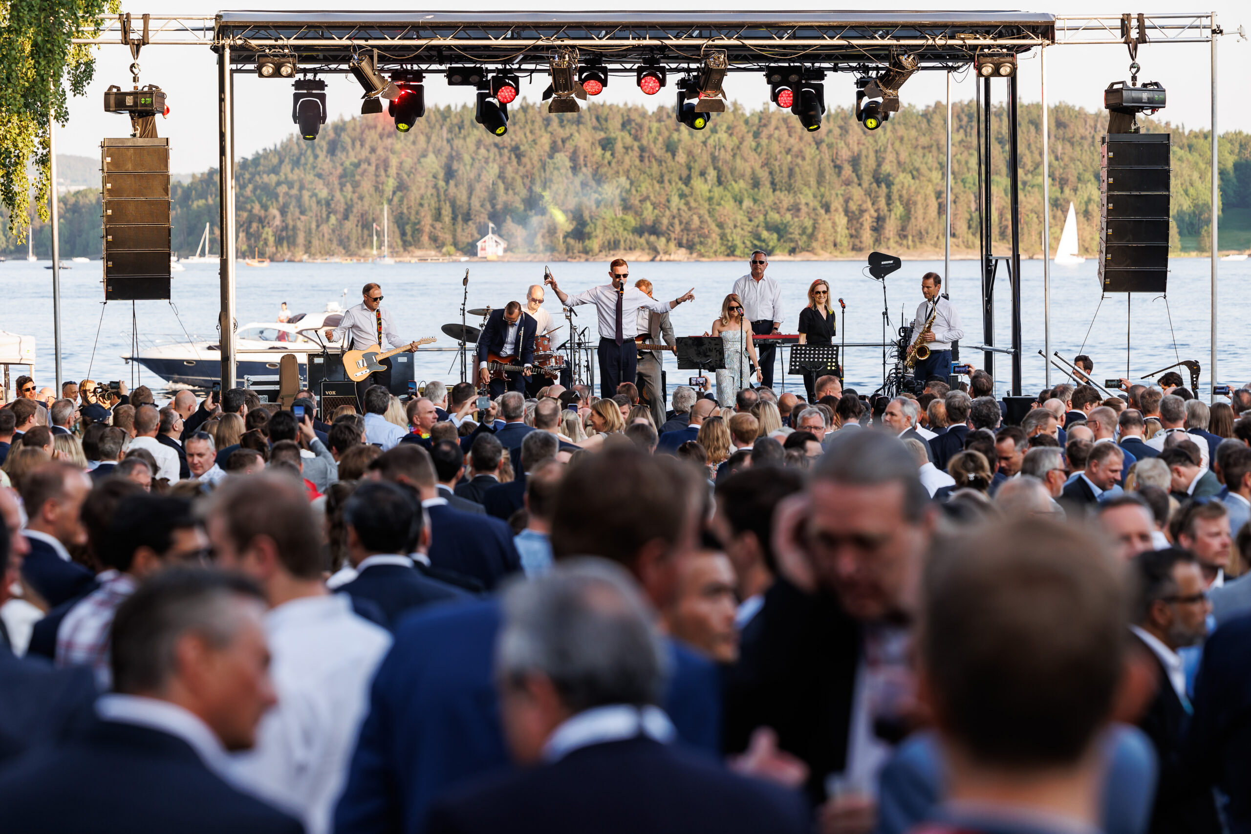 BBQ Reaching sold out 4